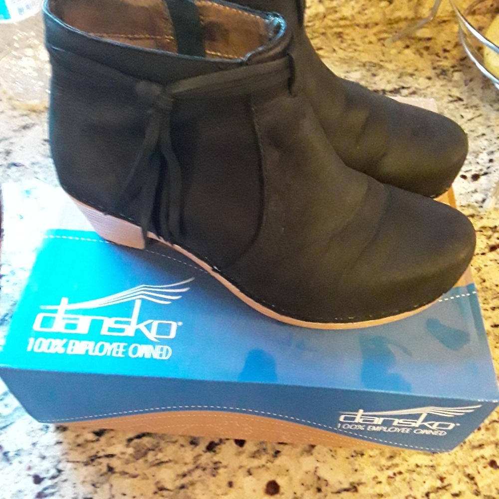 Used dansko booties